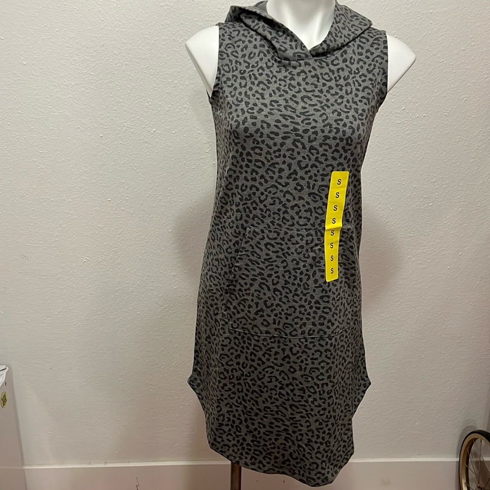 Bobeau Hooded Gray Leopard Pocketed Pullover Loungewear Sz S